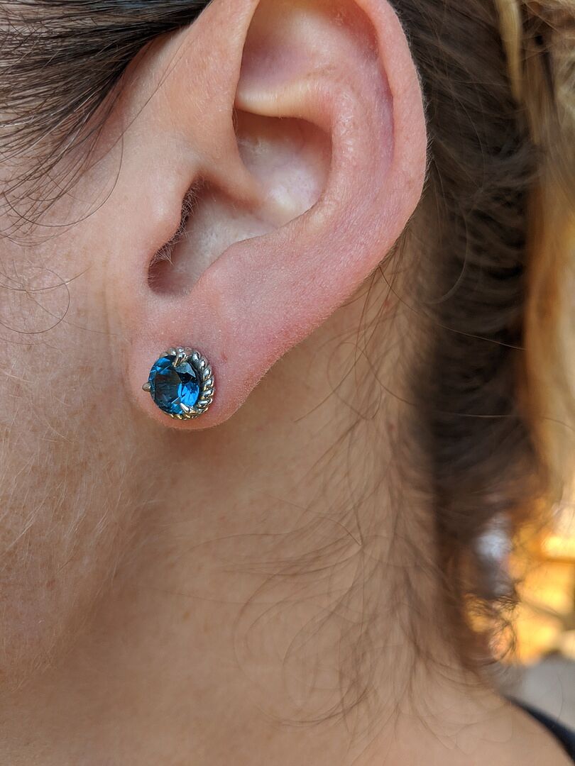 Rope frame Claw Set London blue topaz earrings