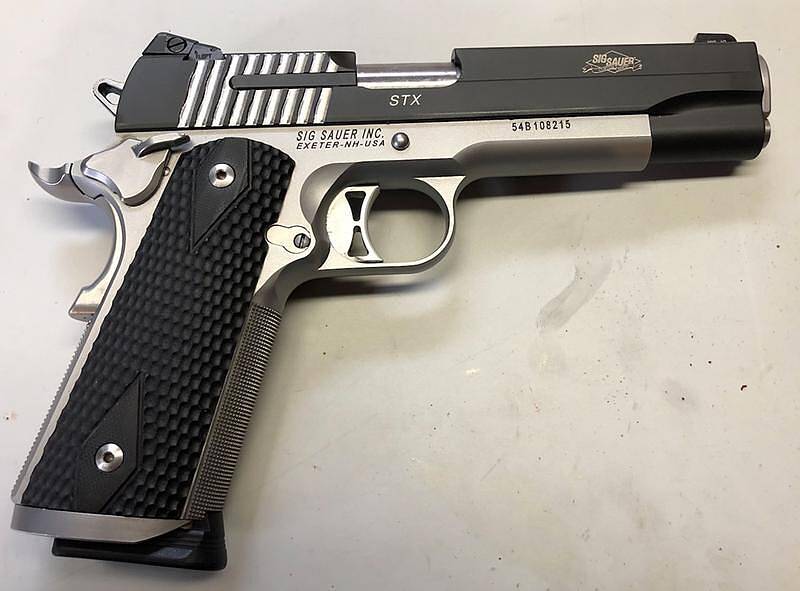 SIG SAUER 1911 STX 45 auto full-size Pistol | SIG 1911 STX