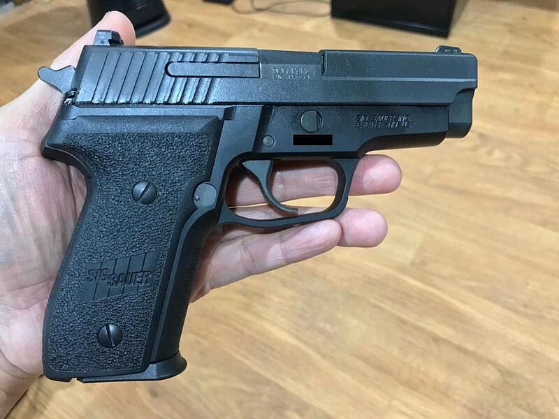 SIG M11-A1 Compact Military Sidearm | SIG SAUER M11 Pistol