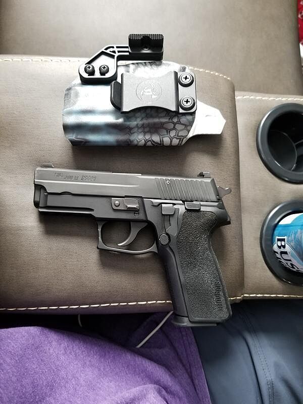 SIG SAUER P229 | SIG P229 Compact Nitron 9mm Pistol