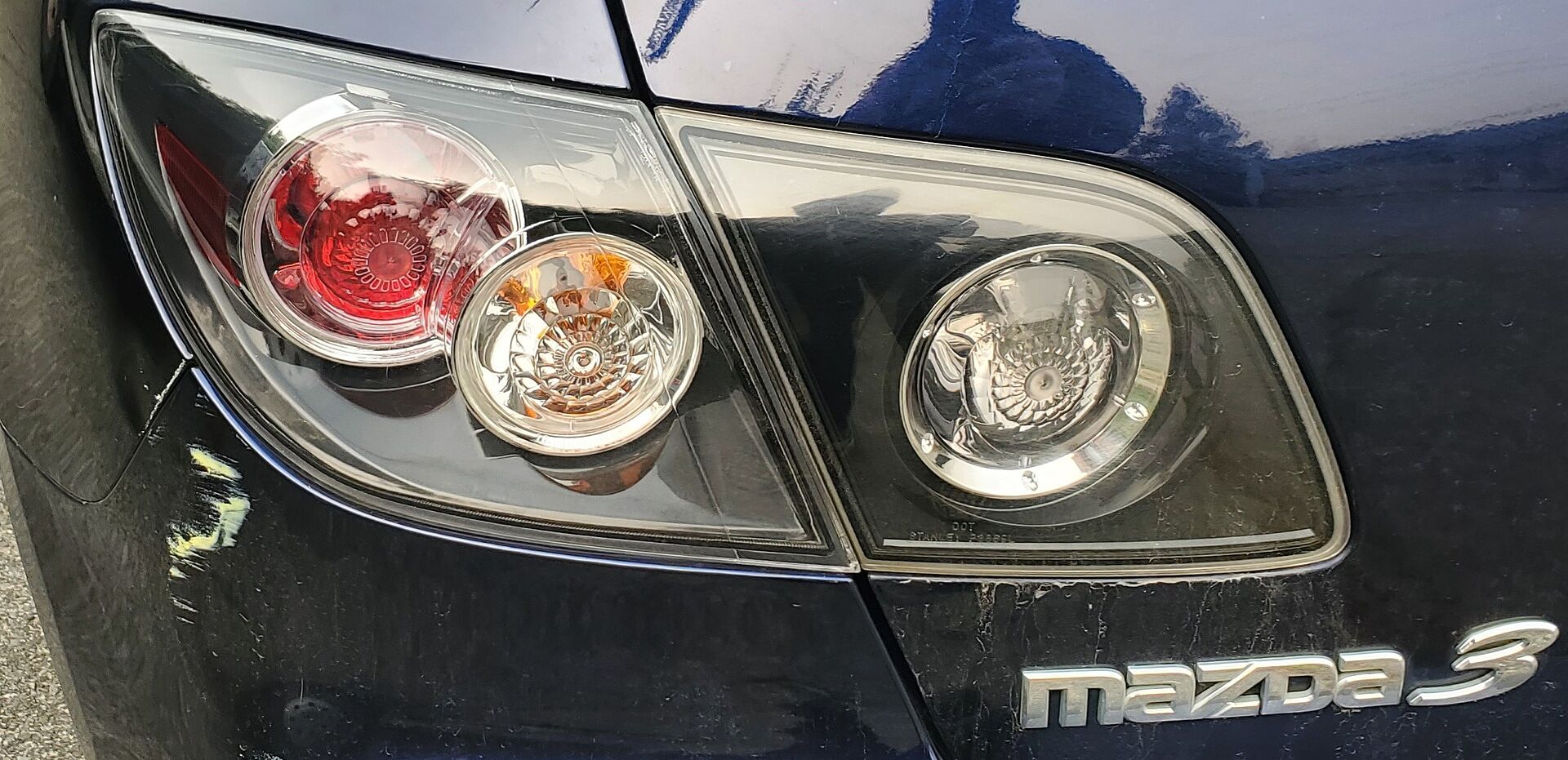 without close inspection for a 200 piece of plastic would be nice if it matched the original