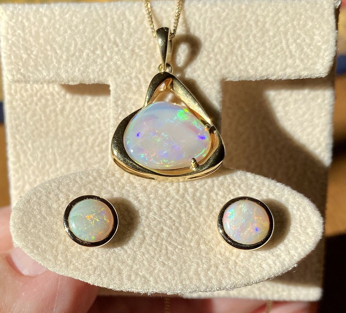 Opals to match my opal from Australia