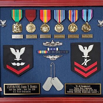 Pre-Assembled Medium Shadow Box Display Case Shadow box