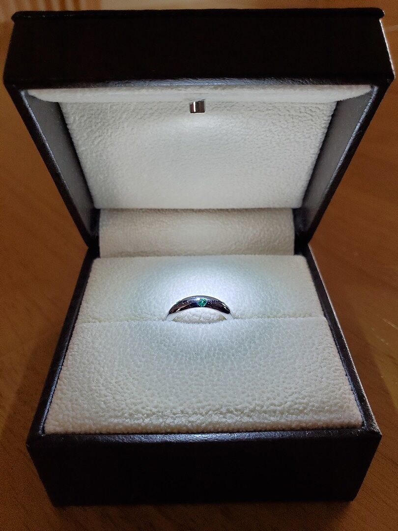 Perfect delicate band