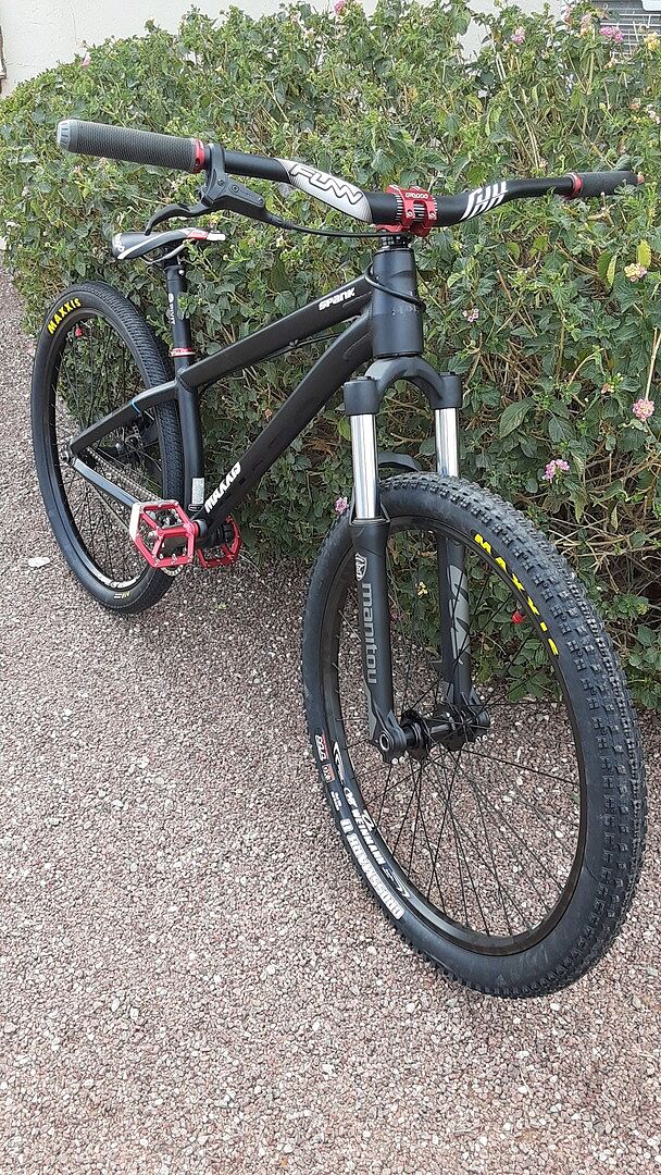 Copertone Maxxis CrossMark II 26x2,25 EXO/TR – Tubeless, Pieghevole, Nero