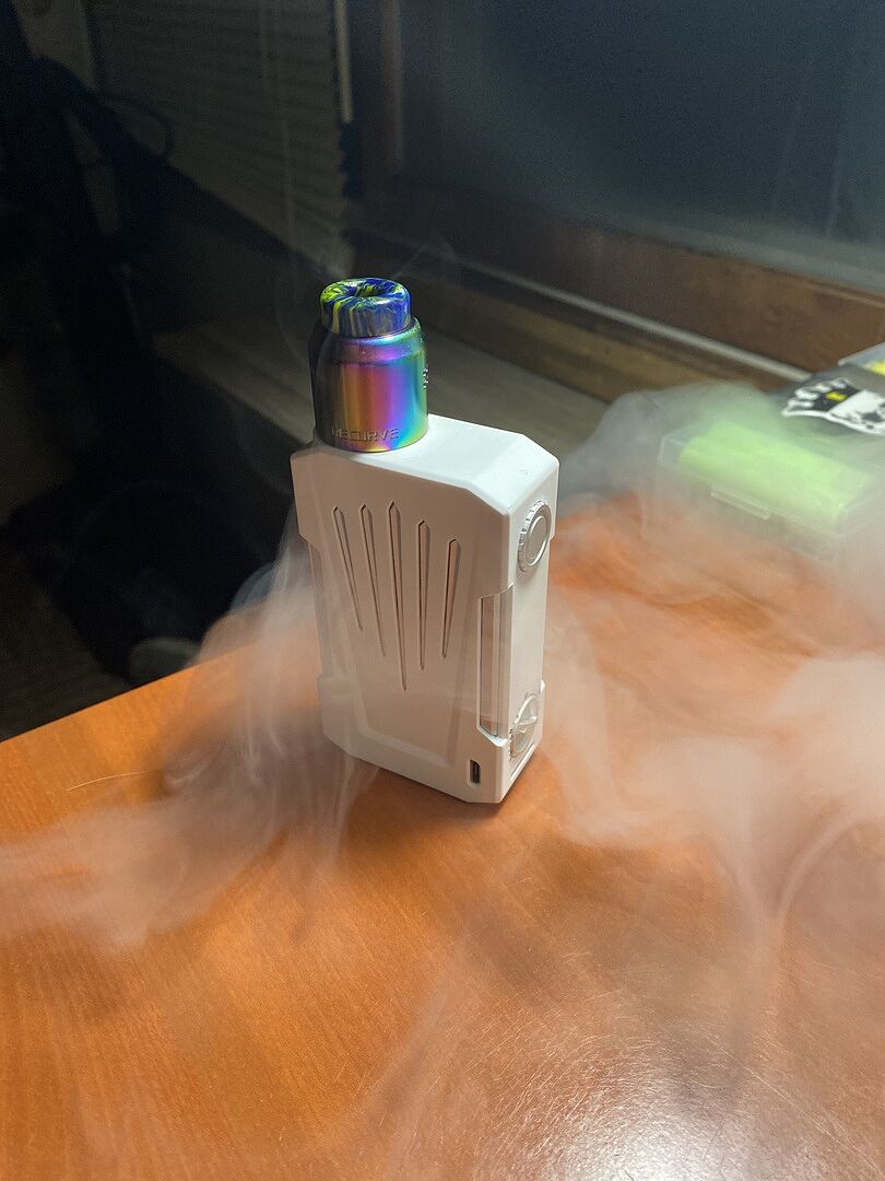 elfbar nachfüll pod läuft aus Tesla Invader 4X Kit Preview main image 0