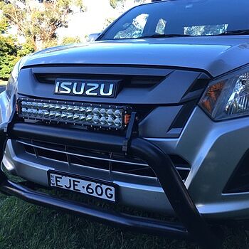 ST3303 PRO 23.3 INCH 32 LED Light Bar How good are these Stedi products?