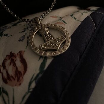 Rune Thor's Hammer, Silver Very happy!