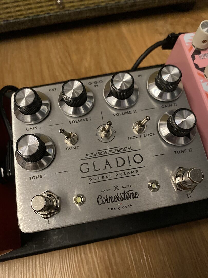 Cornerstone Gladio Double Preamp Dumble Overdrive — Echoinox