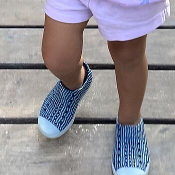 Easy to wear and durable.