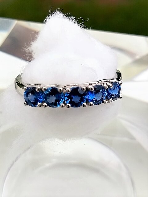 Beautiful sapphire ring!