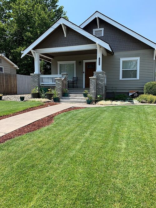 A lawn in Clarkston, WA