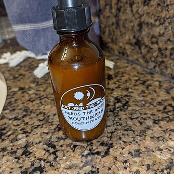 Herbs The Word Mouthwash Pleasant taste, good value