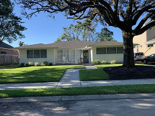 A lawn in New Orleans, LA