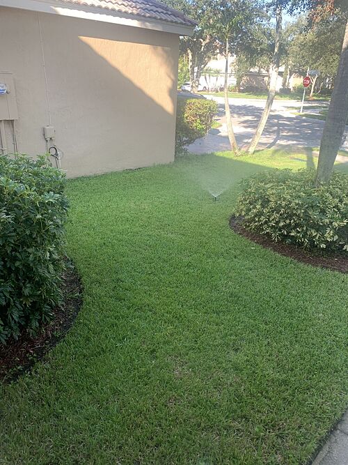 A lawn in Weston, FL