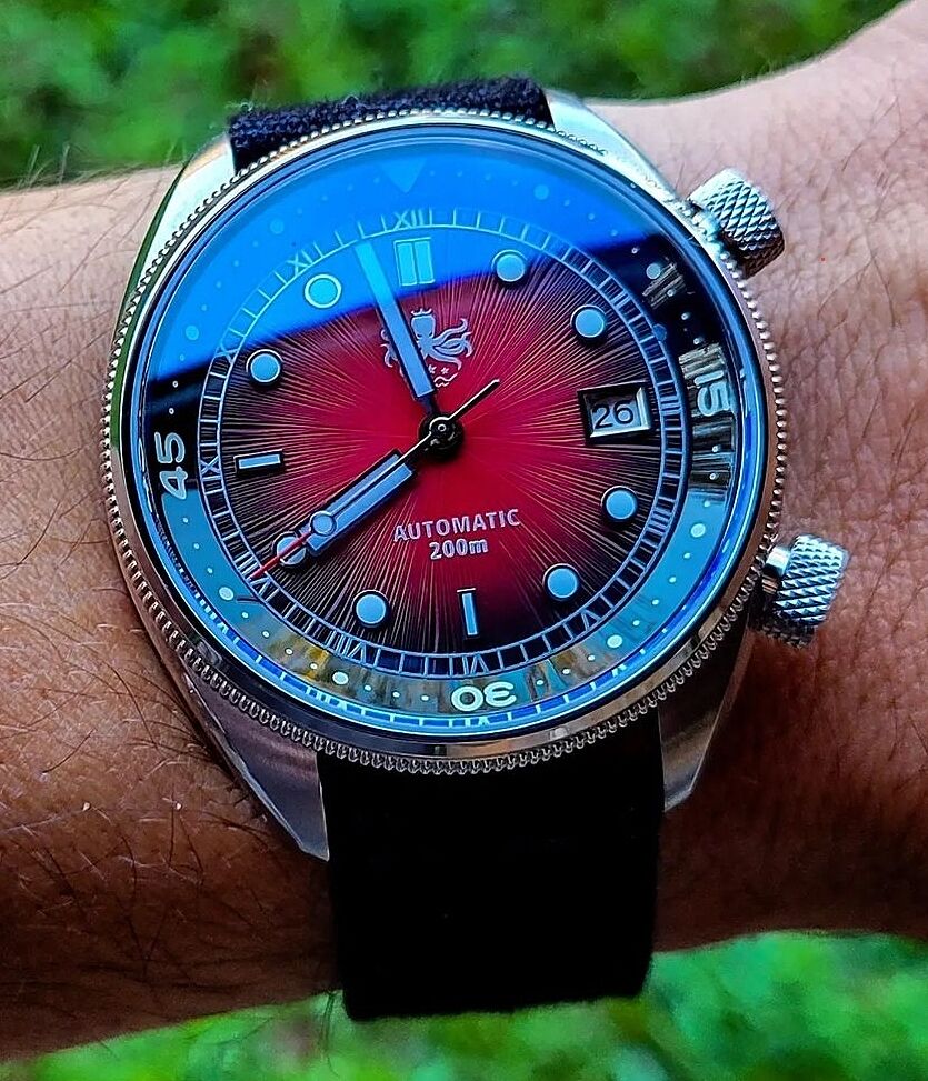 PHOIBOS EAGLE RAY 200M Automatic Compressor Dive Watch PY039E