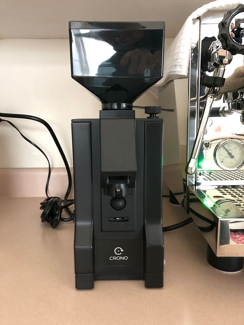 Eureka Mignon Crono Burr Grinder Matte Black