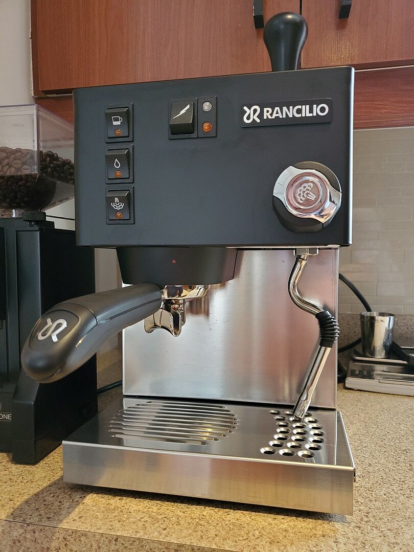 RANCILIO SILVIA　V6 Rancilio Silvia M-19 V6 - Faema Montréal
