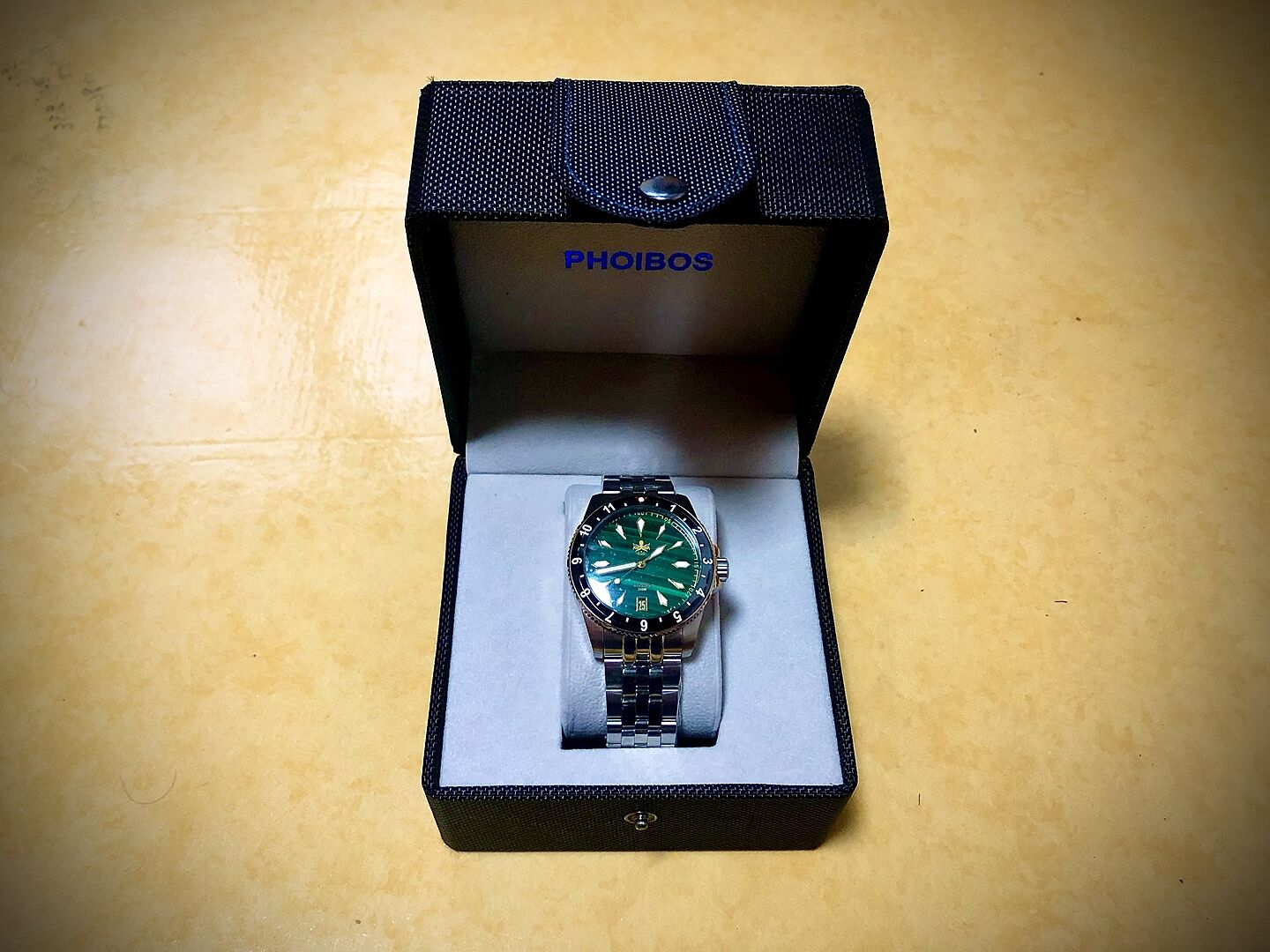 PHOIBOS Voyager 200M Automatic Diver Watch PY035A Green Malachite