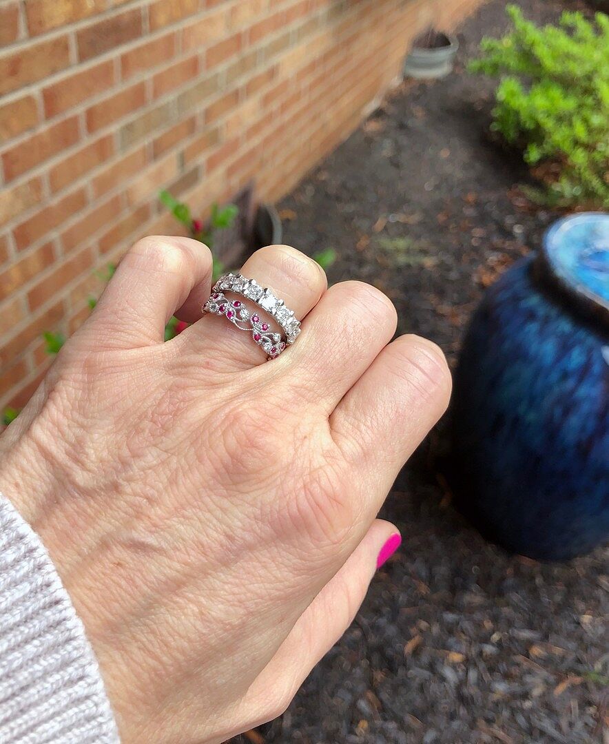 Pretty little ruby band