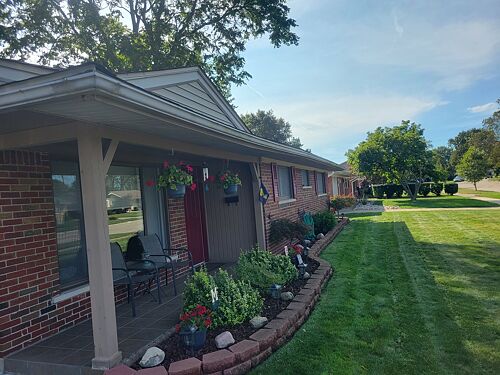 A lawn in Livonia, MI
