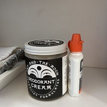 Deodorant Cream Love it been using for a year now. (Male review)