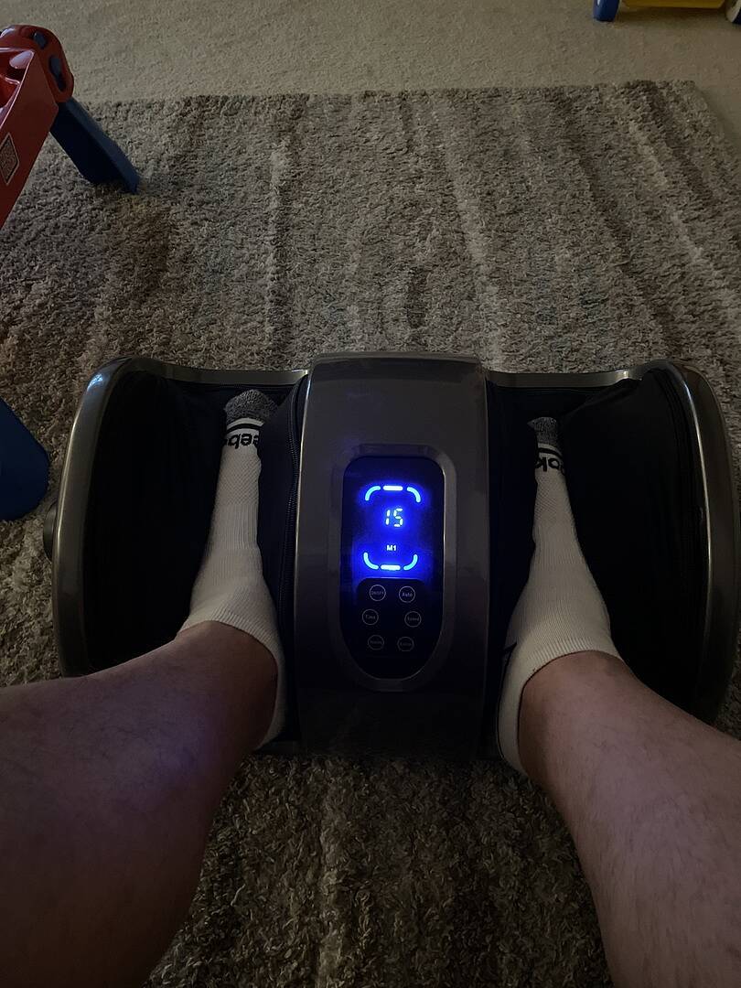 Therapeuic factory Foot massager with remote