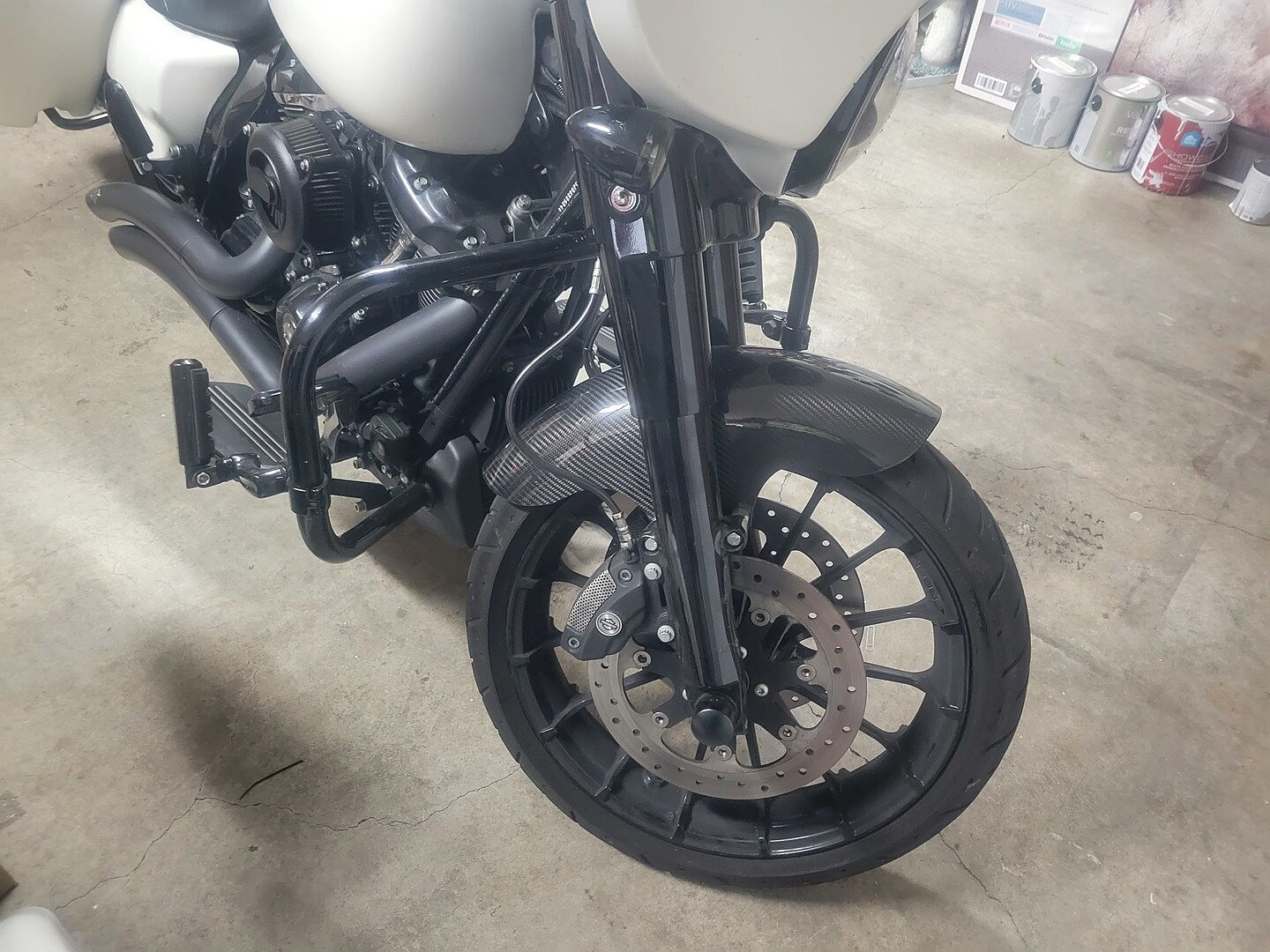 Slyfox Carbon Fiber Front Fender for 2014-2023 Harley