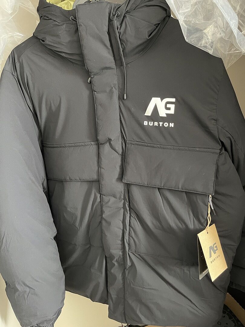 Men's Burton AG Railed Hooded Stretch Down Puffy Jacket | Burton