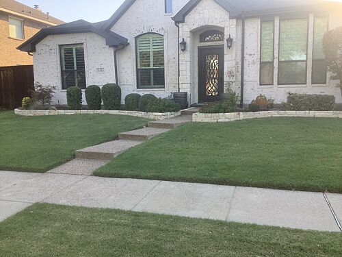 A lawn in The Colony, TX