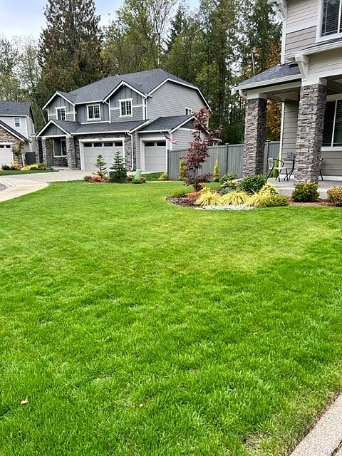 A lawn in Puyallup, WA