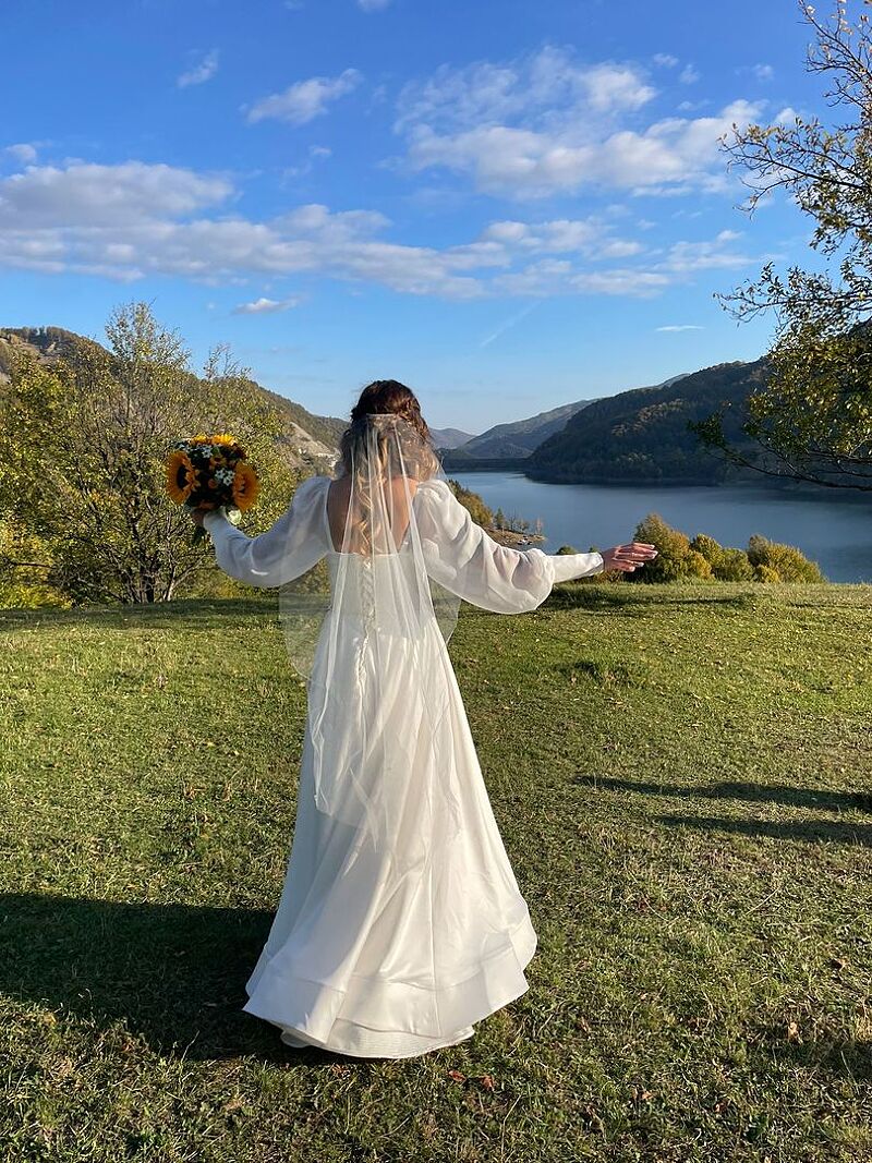 Ana V., real Britten bride