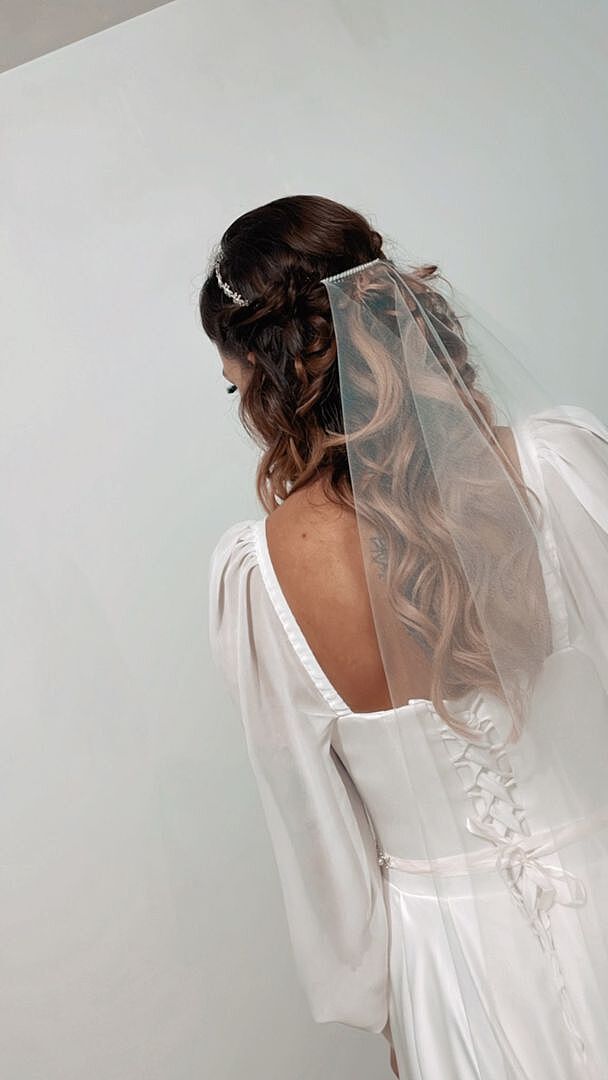 Ana V.’s real Britten wedding