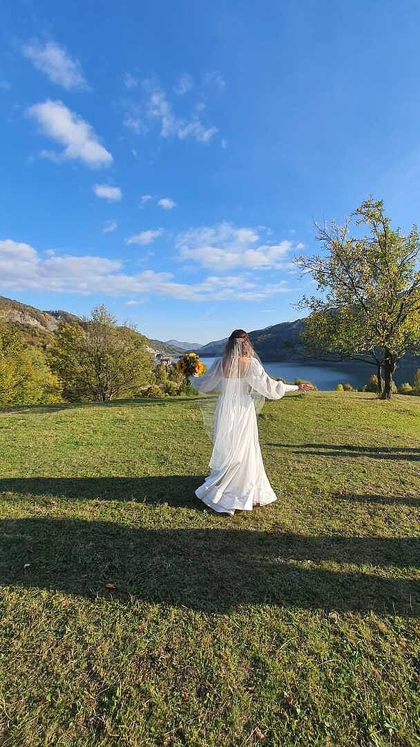 Ana V., real Britten bride