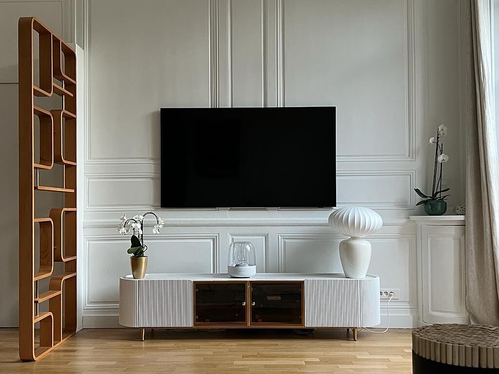 Palley Modern Oval TV Stand with Storage & Glass Doors in White for TV