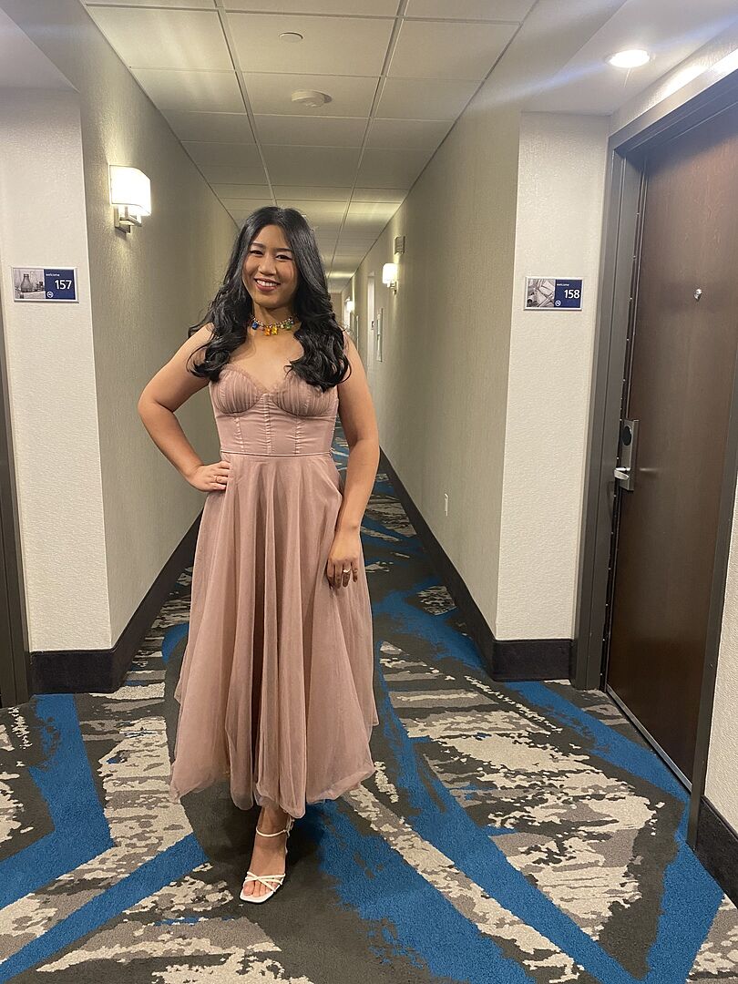 Smitten Sweetheart Neckline Chiffon Midi Dress Rose | Selfie Leslie