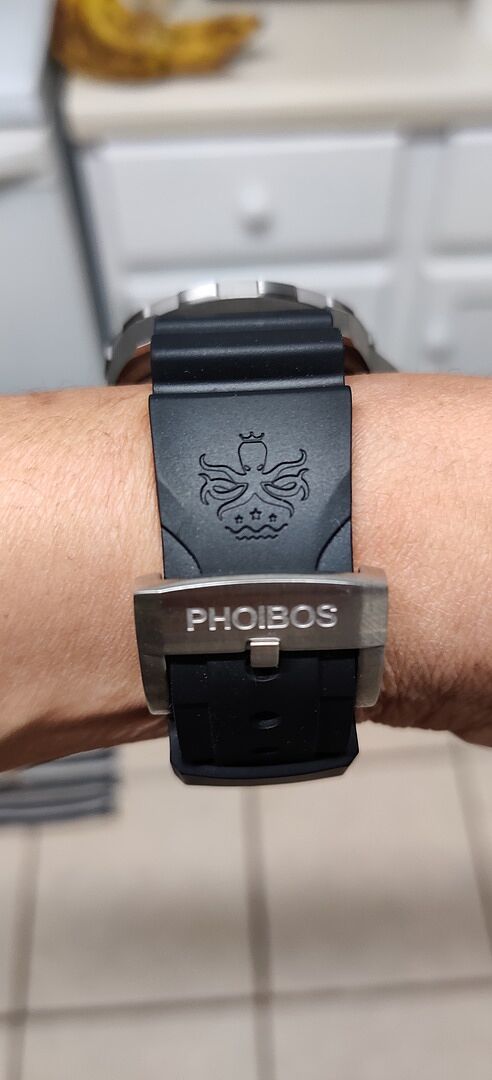 PHOIBOS Vortex Anti-Magnetic 200M Automatic Diver Watch PY042C Black