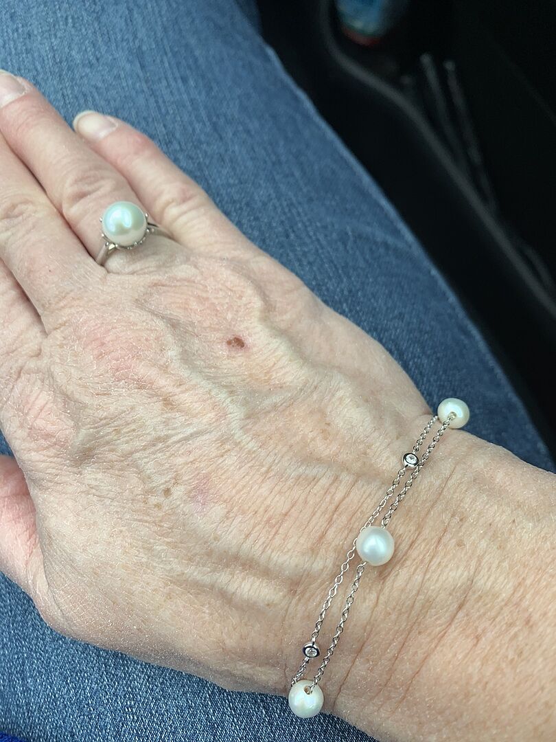 LOVE my pearl ring from