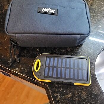Halfday The Sidekick Tech Kit | Bespoke Post