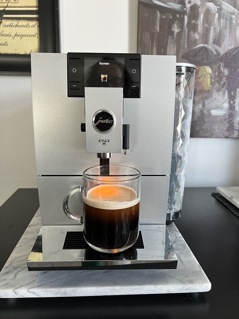 Jura Ena 8 Super Automatic Espresso Machine | iDrinkCoffee.com Canada