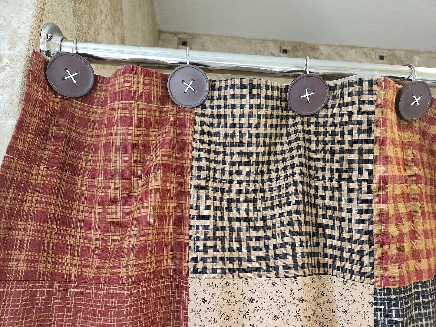 Park Designs Burgundy Button Shower Curtain Hooks - Set of 12, image size:1440x1080