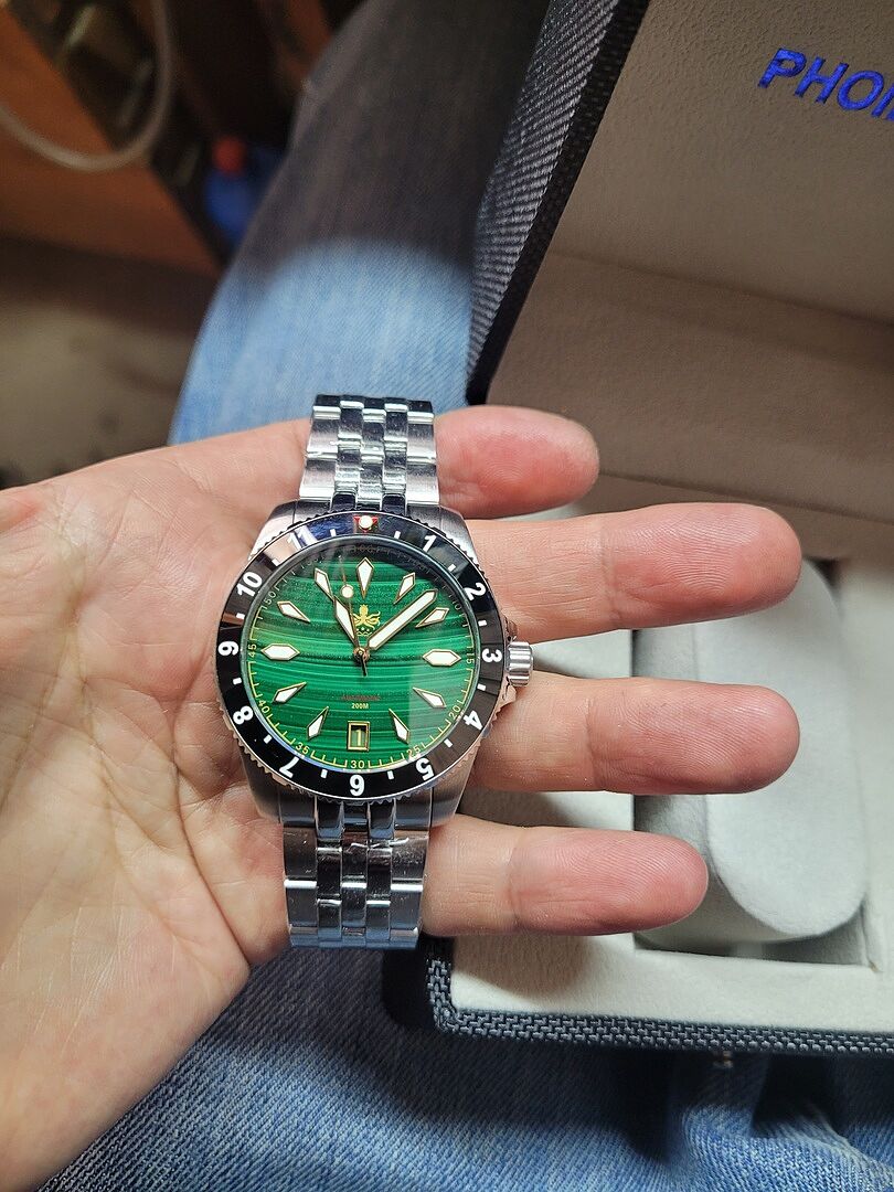 PHOIBOS Voyager 200M Automatic Diver Watch PY035A Green Malachite