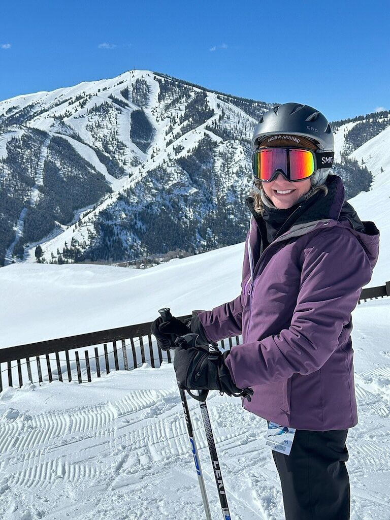 Women's Alphelia Lightweight Lifaloft Ski Jacket | Helly Hansen US