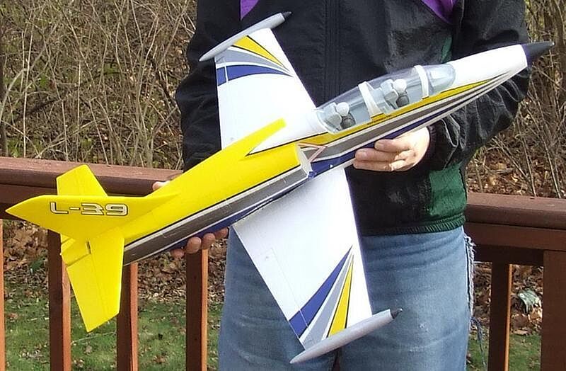 Flyzone L-39 Albatros Electric Ducted Fan Jet Rx-R, 25