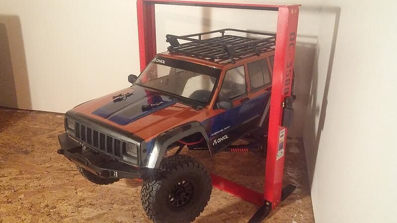 Axial AX90046 1/10 SCX10 II Jeep Cherokee 4WD Kit | Horizon