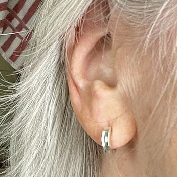 Silpada 'Soleil' ツイスト ハギー フープ イヤリング スターリングシルバー Sterling Silver Huggie Hoop Earrings - Silpada - .925 Sterling