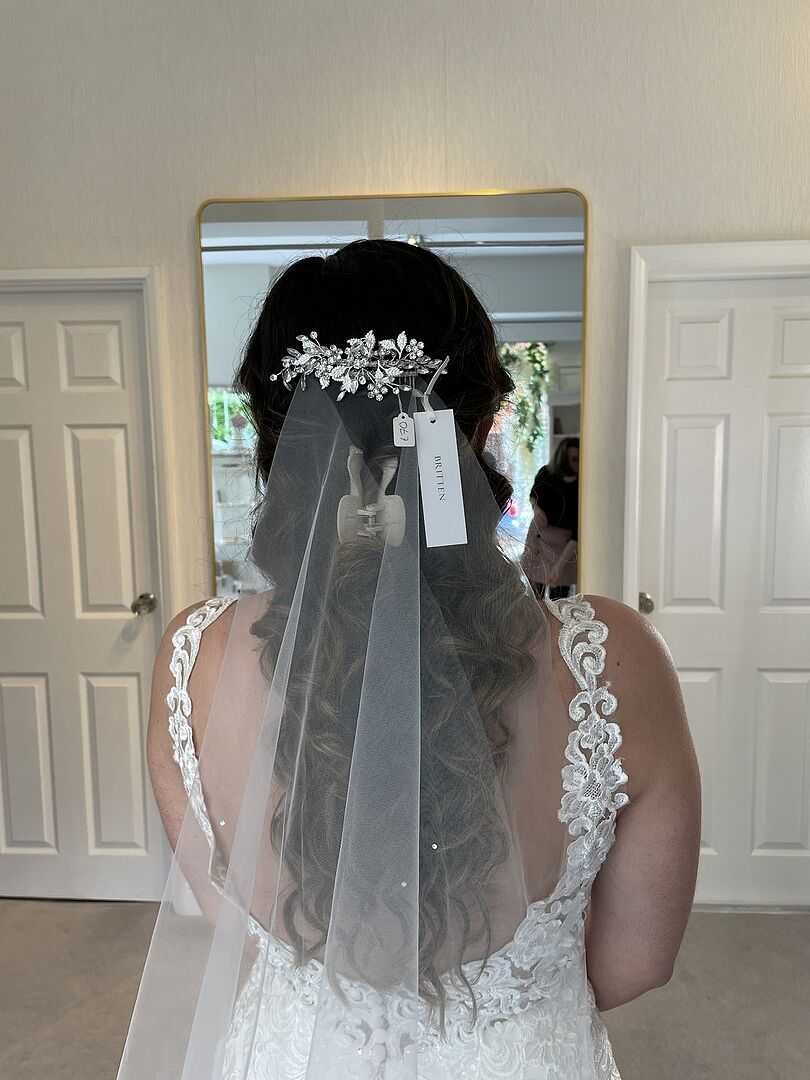 Claudia S.’s real Britten wedding