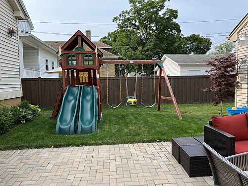 A lawn in Park Ridge, IL