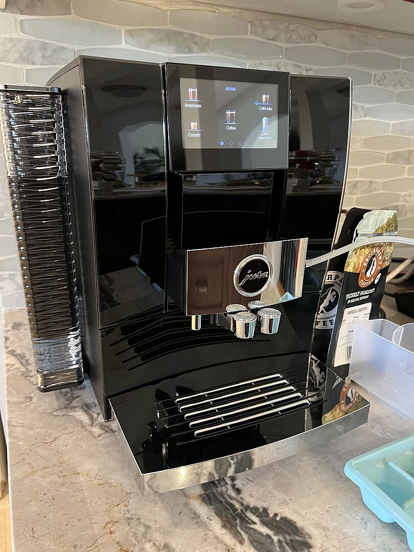 Jura Z10 Super Automatic Espresso Machine - Diamond Black