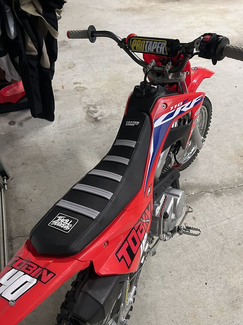 CRF110/125 Seat Cover (Thrill Seekers Gripper) - Faster-Minis.com